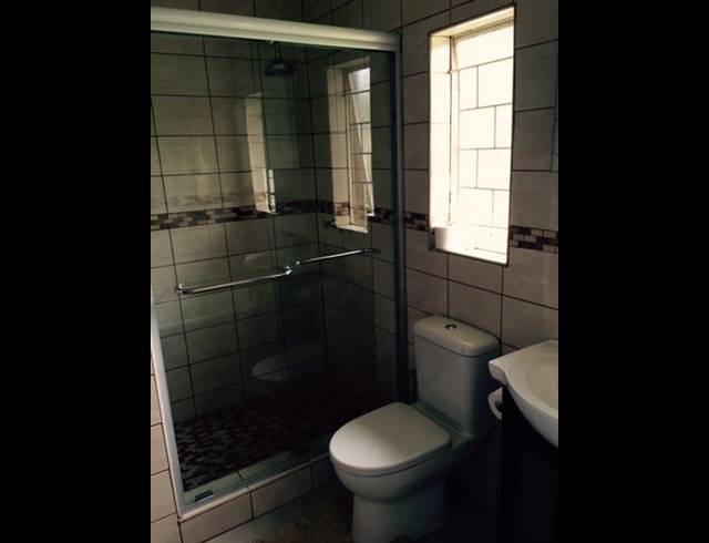 3 BEDROOM HOUSE FOR SALE IN SECUNDA